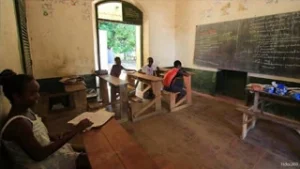 Une classe de l'école de nosy Iranja