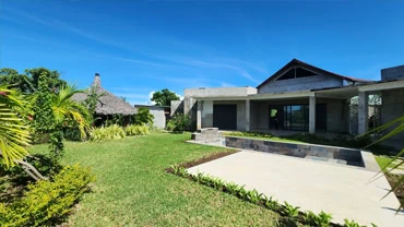 Villa avec 3 chambres à vendre à Nosy Be, avec piscine et grande terrasse