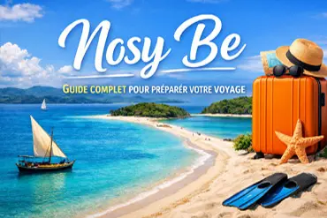 Plage paradisiaque à Nosy Be avec îlot et eau turquoise, illustration d’un guide pour préparer un voyage à Madagascar