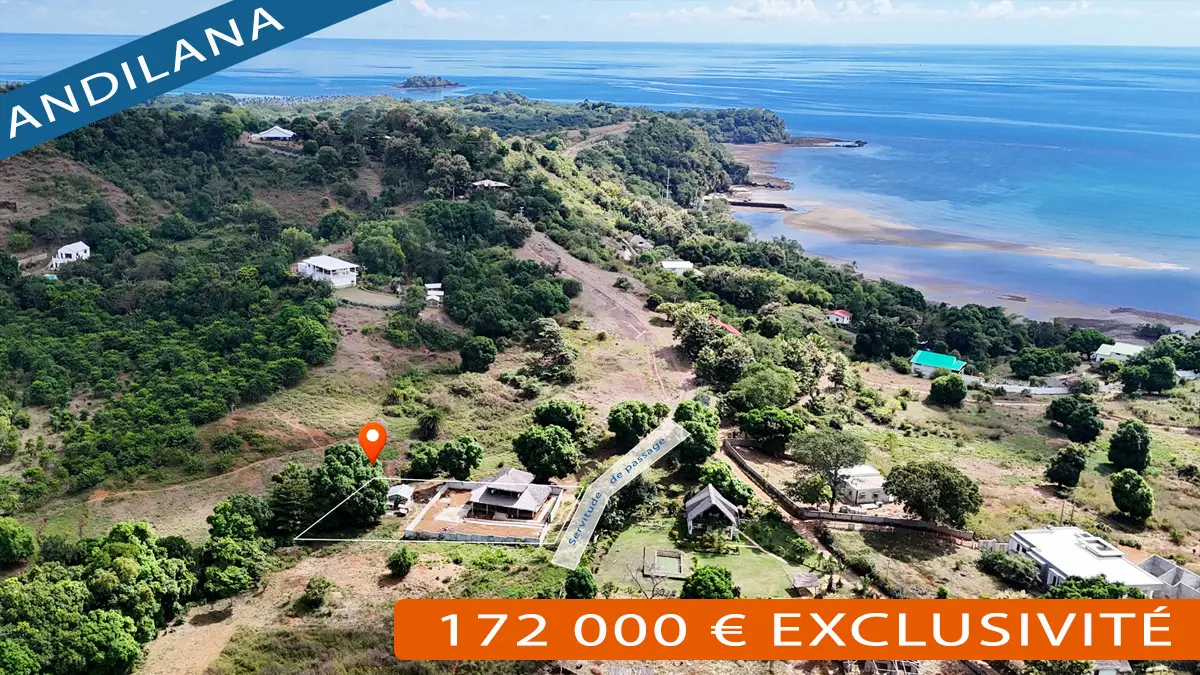 Maison neuve sur terrain clôturé à Nosy Be proche plage