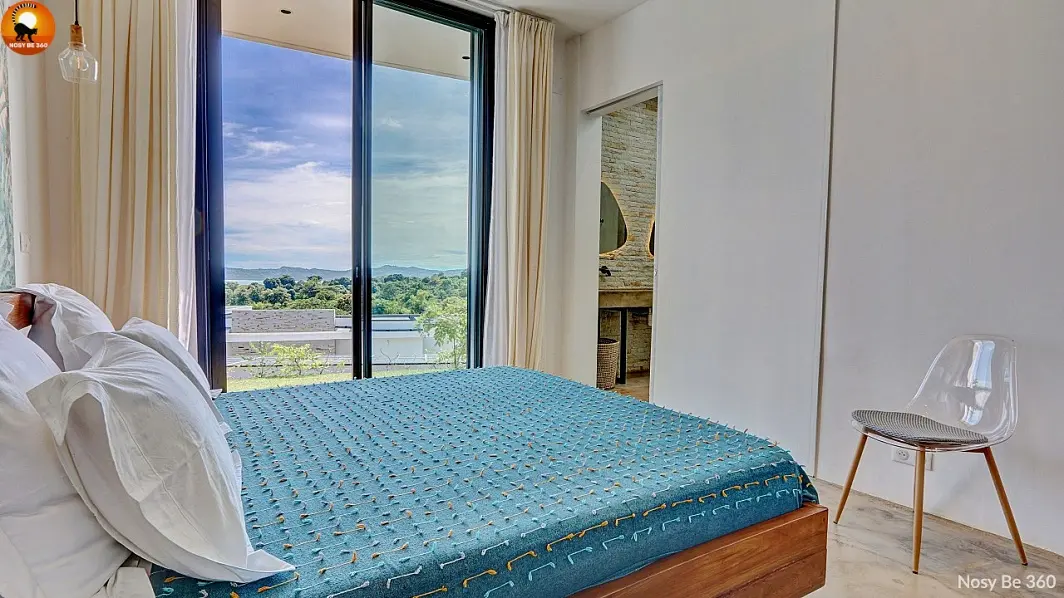 Suite parentale avec vue mer panoramique dans la Villa 