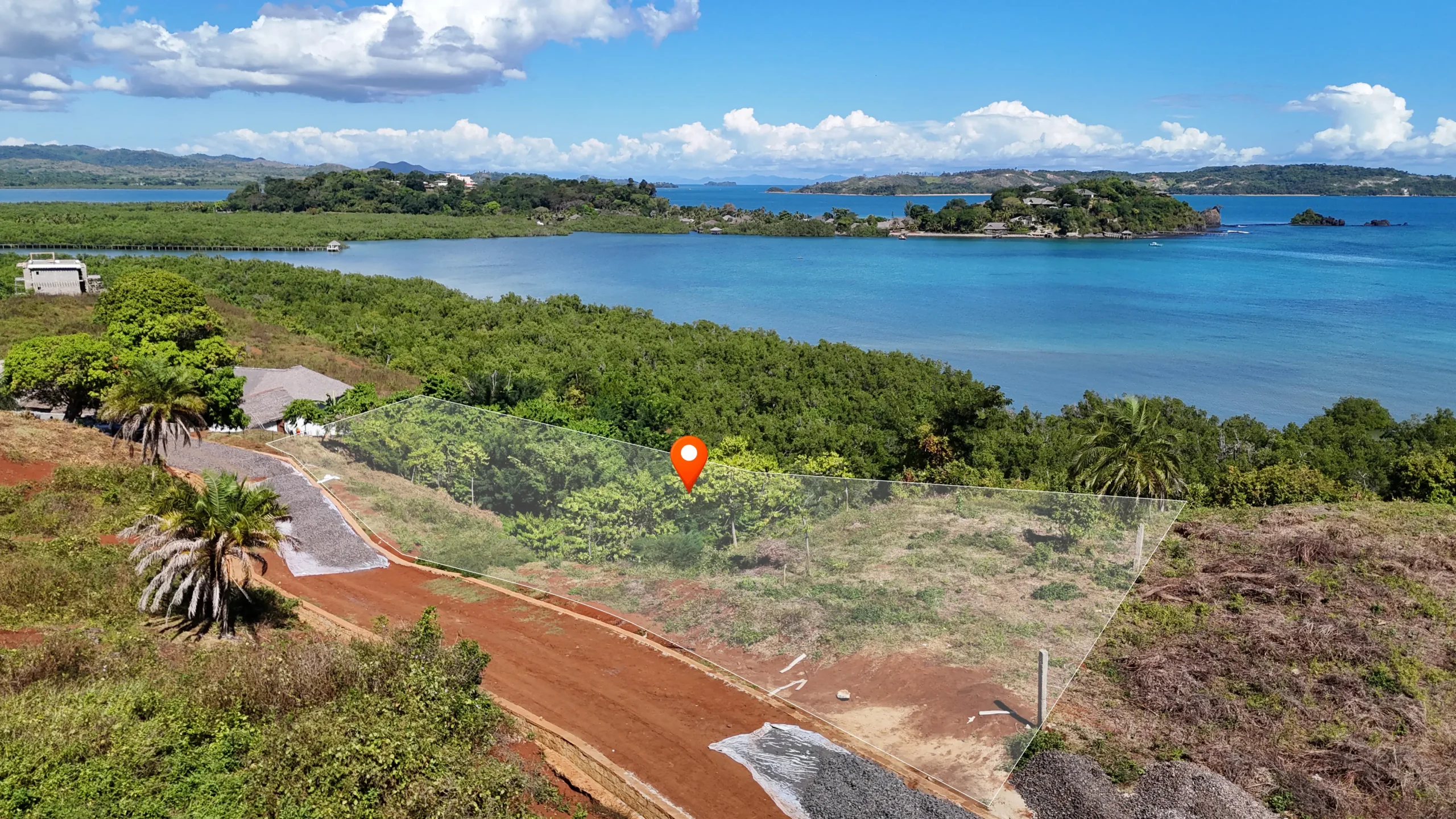 Terrain à vendre de 1269 m² avec vue sur Baobab dans une résidence privée à Andilana