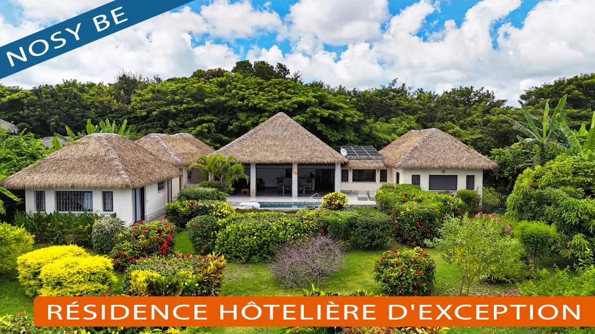Villa meublée en résidence hôtelière à 50 mètres de la plage avec vue mer à Nosy Be